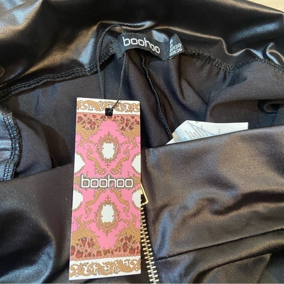 BNWT Boohoo women’s black front  zip wet‎ look leggings in size 6 - Picture 5 of 11